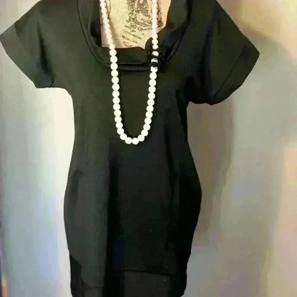 Black knee length shirt with pockets